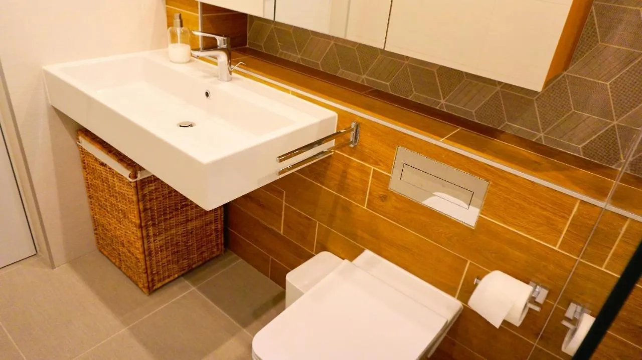 Апартамент Жасмин С Частен Гараж - Jasmin Apartment With Private Garage Varna